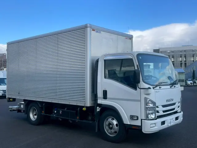 いすゞ エルフ 2RG-NPR88YN(2WD)の写真3