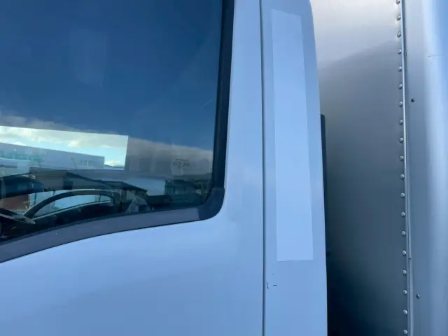 いすゞ エルフ 2RG-NPR88YN(2WD)の写真28