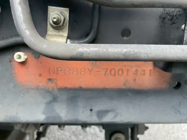 いすゞ エルフ 2RG-NPR88YN(2WD)の写真39