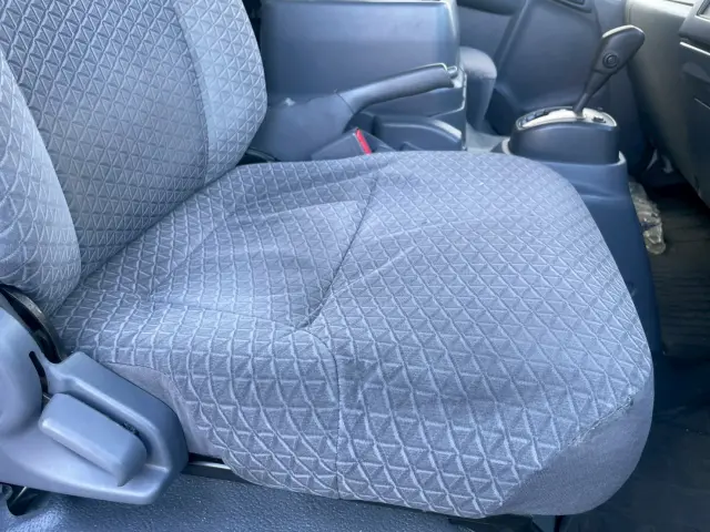 いすゞ エルフ 2RG-NPR88YN(2WD)の写真42