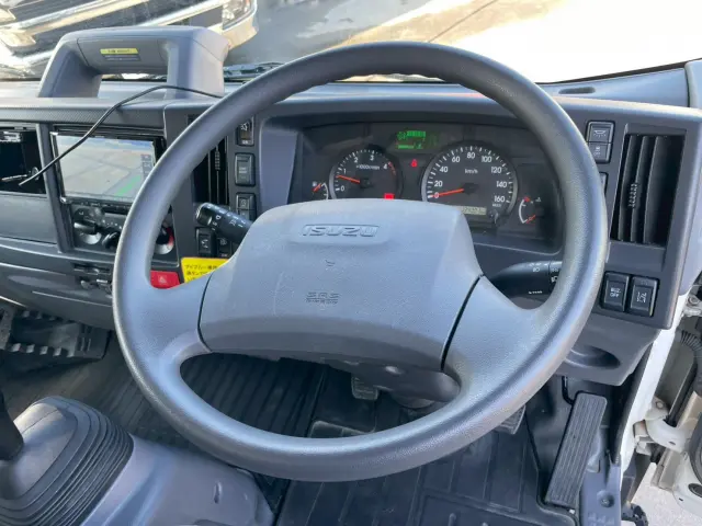 いすゞ エルフ 2RG-NPR88AN(2WD)の写真30