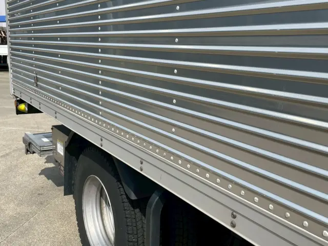 いすゞ エルフ 2RG-NPR88YN(2WD)の写真21