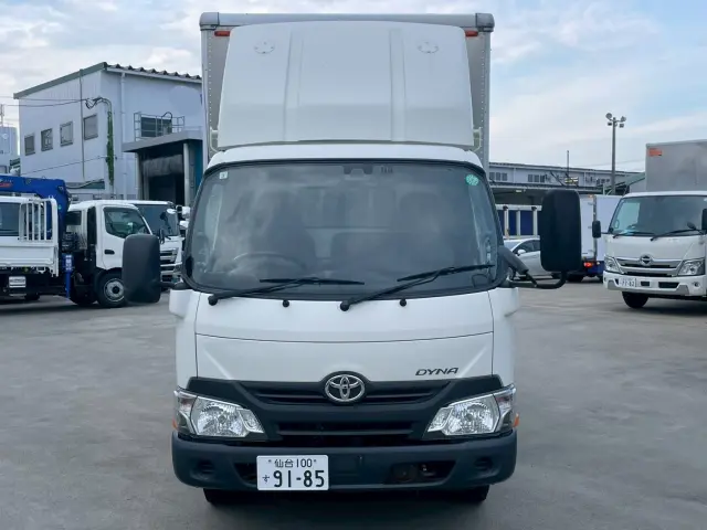 トヨタ ダイナ TPG-XZU605(2WD)の写真2