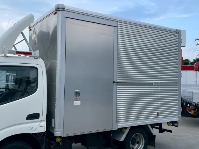 トヨタ ダイナ TPG-XZU605(2WD)の写真7