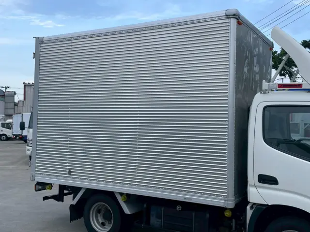 トヨタ ダイナ TPG-XZU605(2WD)の写真8