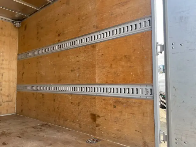 トヨタ ダイナ TPG-XZU605(2WD)の写真12