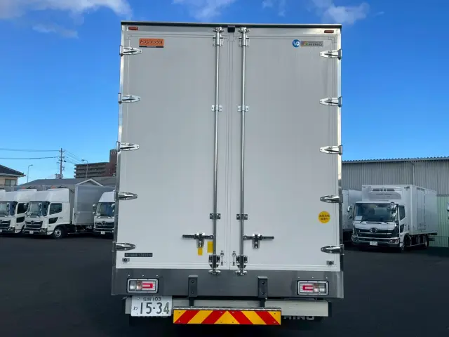 日野 プロフィア 2KG-FW1AHC(2WD)の写真5