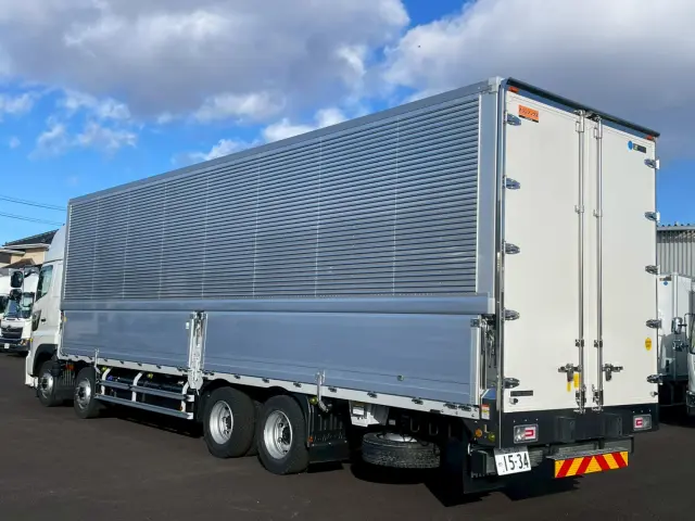 日野 プロフィア 2KG-FW1AHC(2WD)の写真6