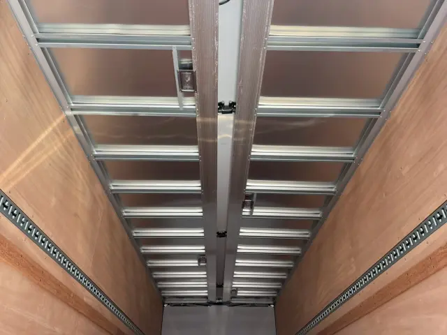 日野 レンジャー 2PG-FE2ACG(2WD)の写真11