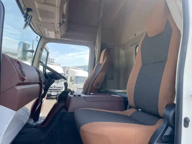 日野 レンジャー 2PG-FE2ACG(2WD)の写真32