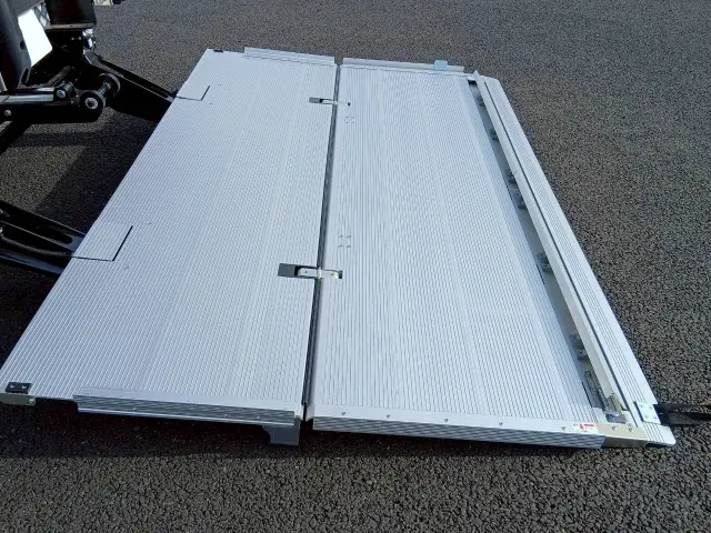 日野 レンジャー 2PG-FE2ACG(2WD)の写真18