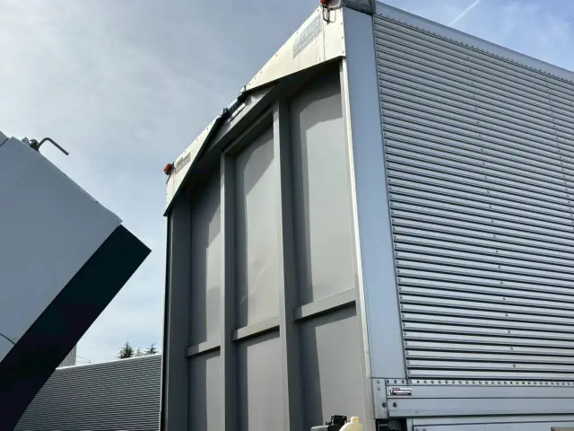 いすゞ ギガ 2PG-CYJ77C(2WD)の写真23