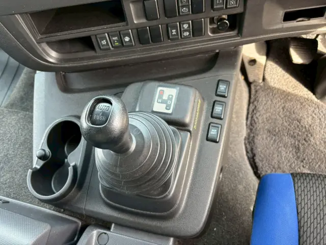 いすゞ ギガ 2PG-CYJ77C(2WD)の写真44