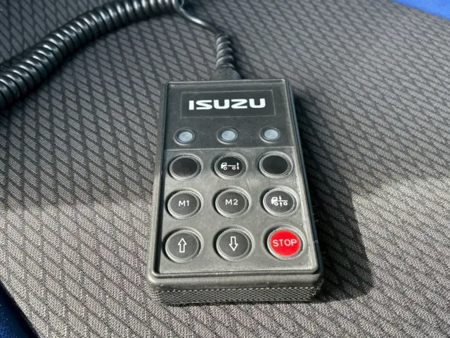 いすゞ ギガ 2PG-CYJ77C(2WD)の写真49