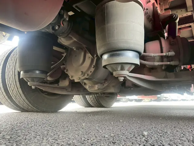 日野 プロフィア 2DG-FW1AHG(2WD)の写真29