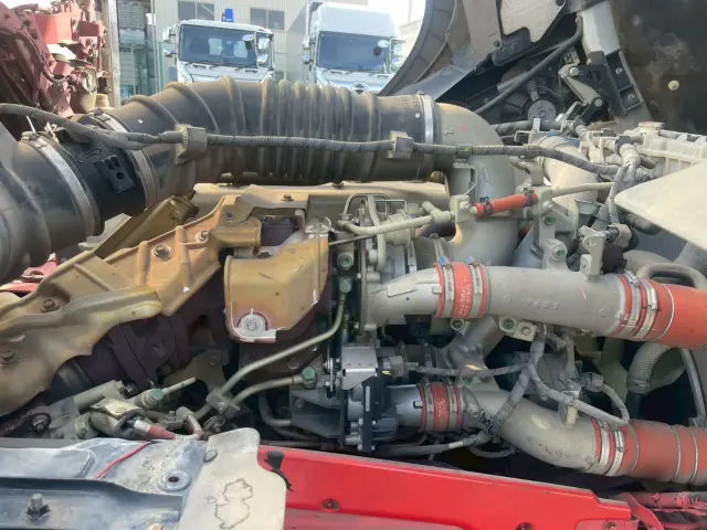 日野 プロフィア 2DG-FW1AHG(2WD)の写真36