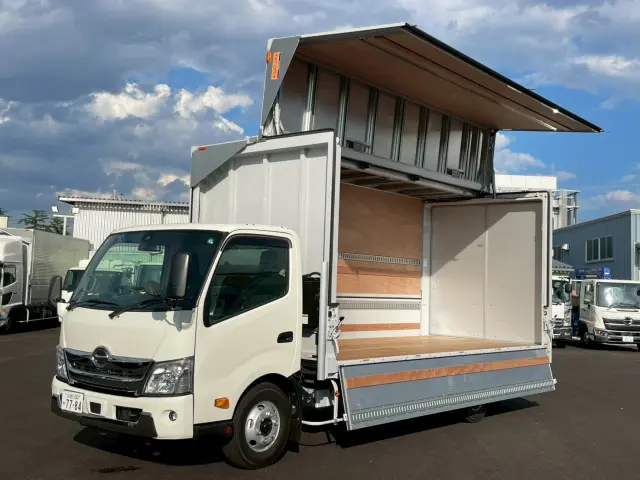 日野 デュトロ 2KG-XZU722M(2WD)の写真1