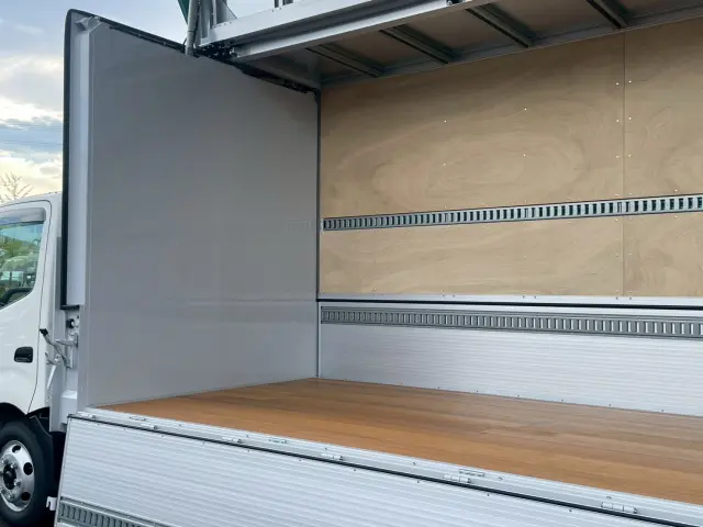 日野 デュトロ 2KG-XZU722M(2WD)の写真16