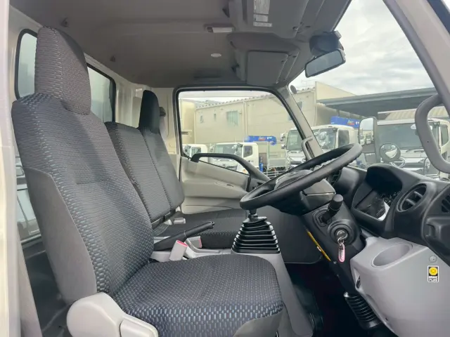 日野 デュトロ 2KG-XZU722M(2WD)の写真28