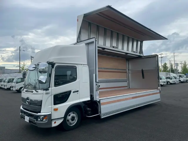 日野 レンジャー 2PG-FD2ABG(2WD)の写真1