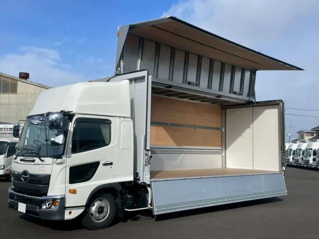 日野 レンジャー 2PG-FD2ABG(2WD)の写真1