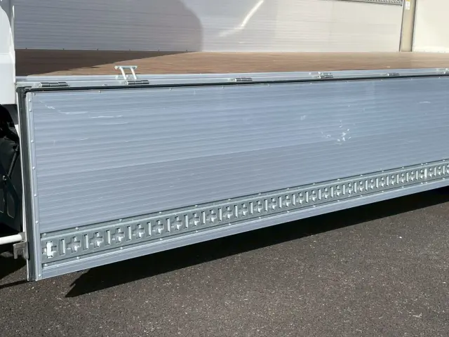 日野 レンジャー 2PG-FD2ABG(2WD)の写真19