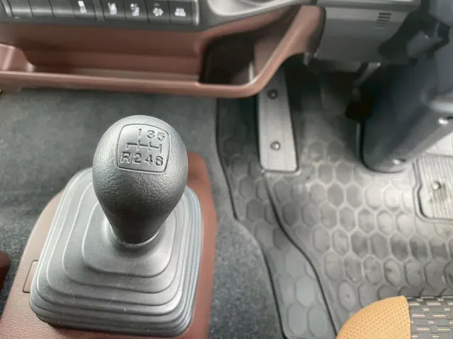 日野 レンジャー 2PG-FD2ABG(2WD)の写真35