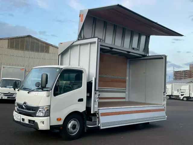 日野 デュトロ 2KG-XZU712M(2WD)の写真1