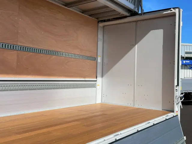 日野 デュトロ 2KG-XZU722M(2WD)の写真16