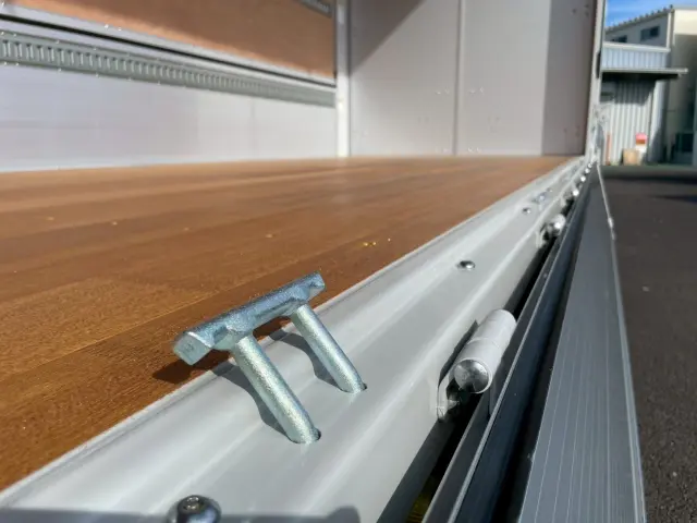 日野 デュトロ 2KG-XZU722M(2WD)の写真17