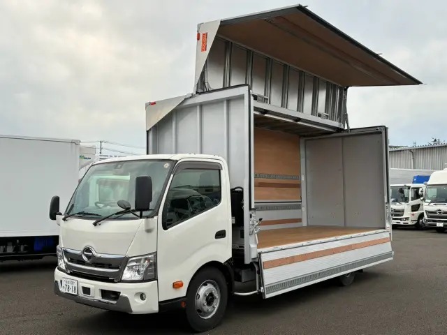 日野 デュトロ 2KG-XZU722M(2WD)の写真1