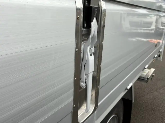 日野 デュトロ 2KG-XZU722M(2WD)の写真27