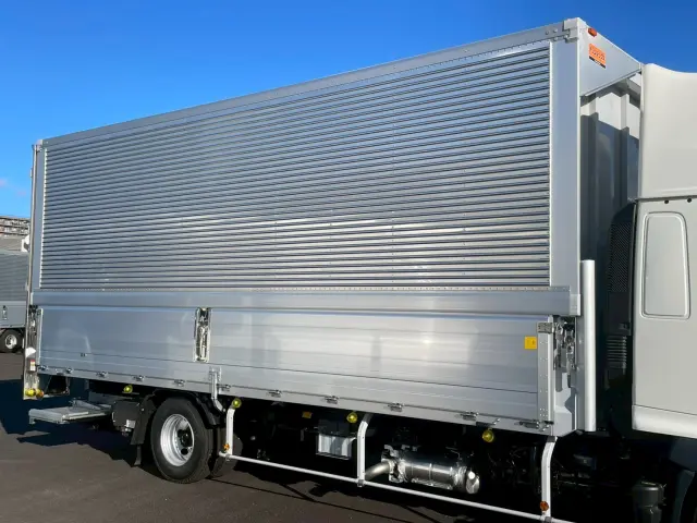 日野 レンジャー 2PG-FD2ABG(2WD)の写真9