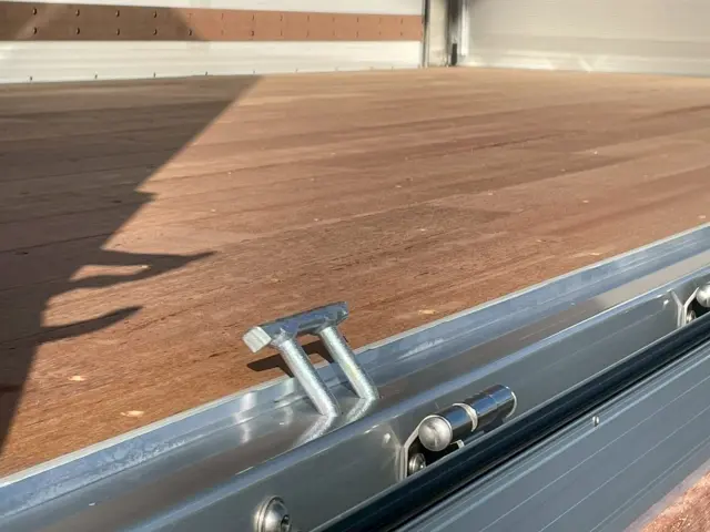 日野 レンジャー 2PG-FD2ABG(2WD)の写真22