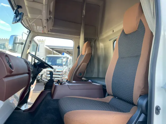 日野 レンジャー 2PG-FD2ABG(2WD)の写真32