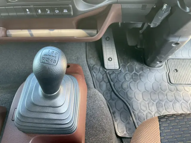 日野 レンジャー 2PG-FD2ABG(2WD)の写真35