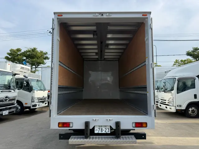 日野 デュトロ 2KG-XZU722M(2WD)の写真9