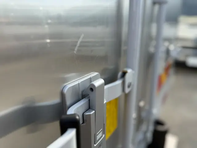日野 デュトロ 2KG-XZU722M(2WD)の写真23
