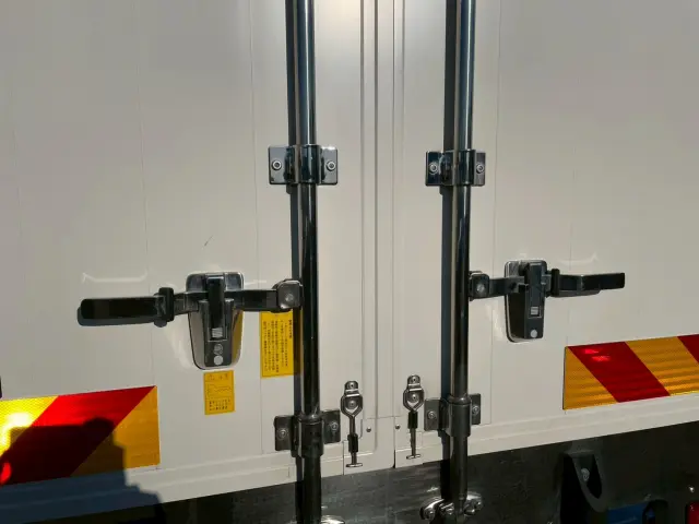 日野 レンジャー 2PG-FD2ABG(2WD)の写真27