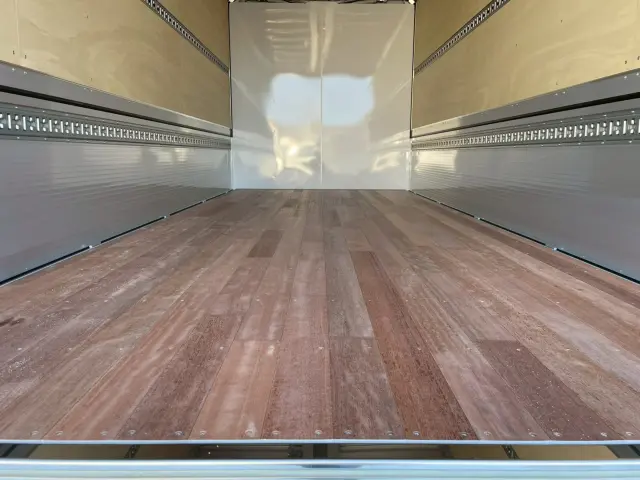 日野 レンジャー 2PG-FD2ABG(2WD)の写真12