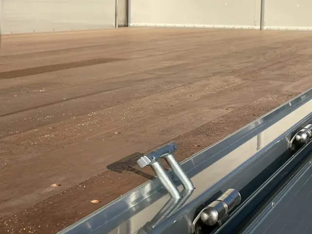 日野 レンジャー 2PG-FD2ABG(2WD)の写真18