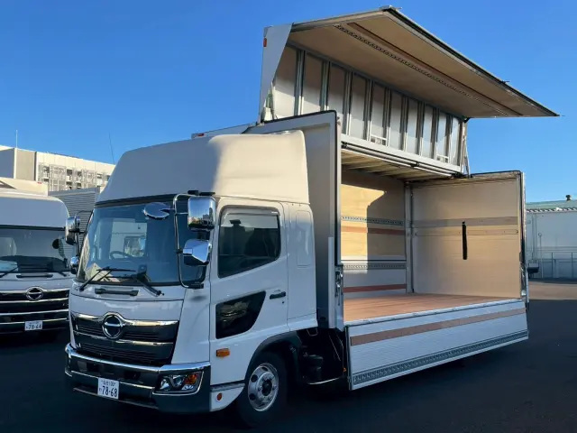 日野 レンジャー 2PG-FD2ABG(2WD)の写真1