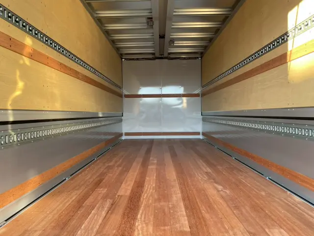 日野 レンジャー 2PG-FD2ABG(2WD)の写真11