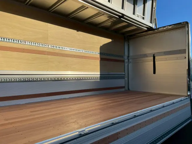 日野 レンジャー 2PG-FD2ABG(2WD)の写真14