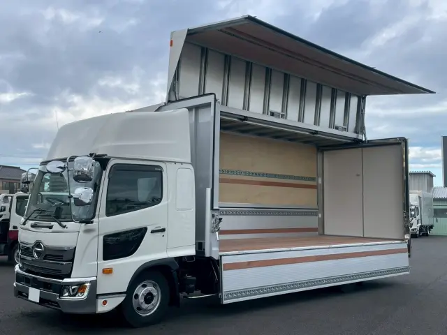 日野 レンジャー 2PG-FD2ABG(2WD)の写真1