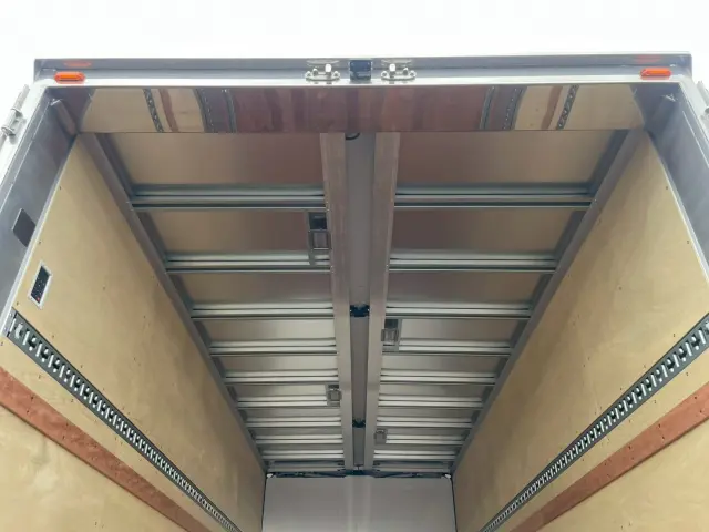 日野 レンジャー 2PG-FD2ABG(2WD)の写真11