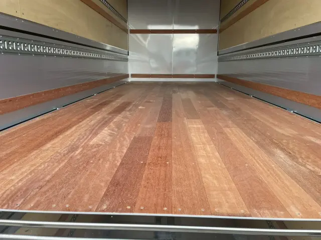 日野 レンジャー 2PG-FD2ABG(2WD)の写真12