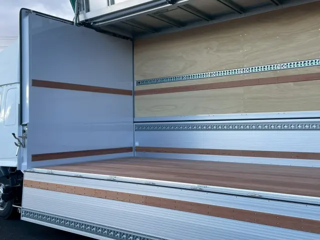 日野 レンジャー 2PG-FD2ABG(2WD)の写真17