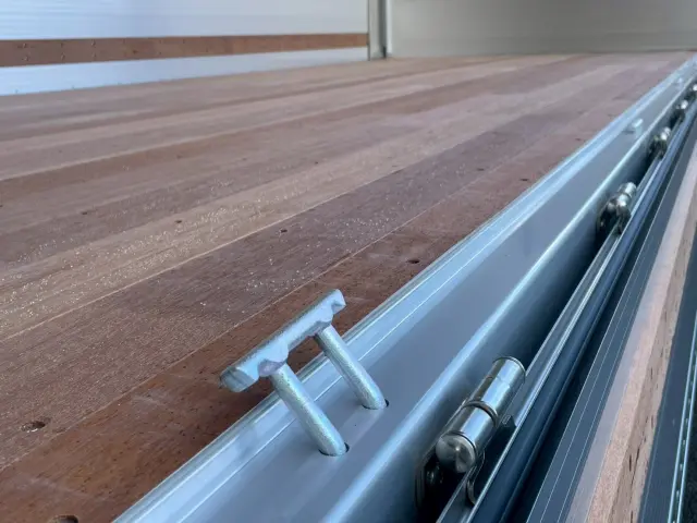 日野 レンジャー 2PG-FD2ABG(2WD)の写真18