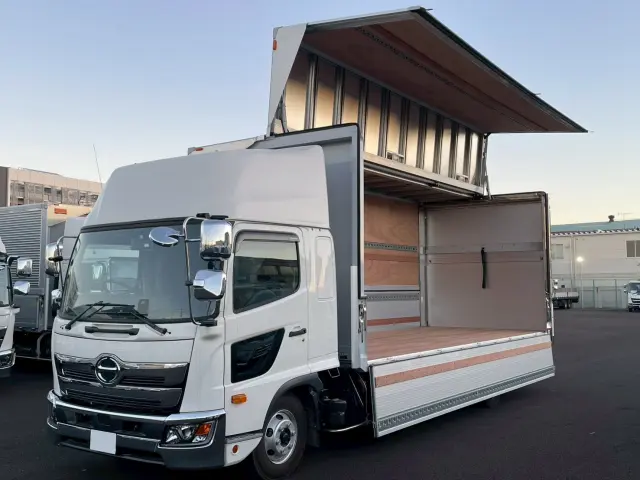 日野 レンジャー 2PG-FD2ABG(2WD)の写真1